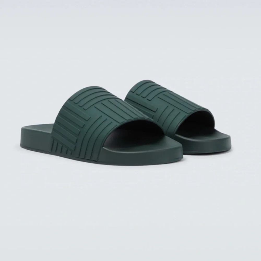 Bottega Veneta Slides in color Inkwell